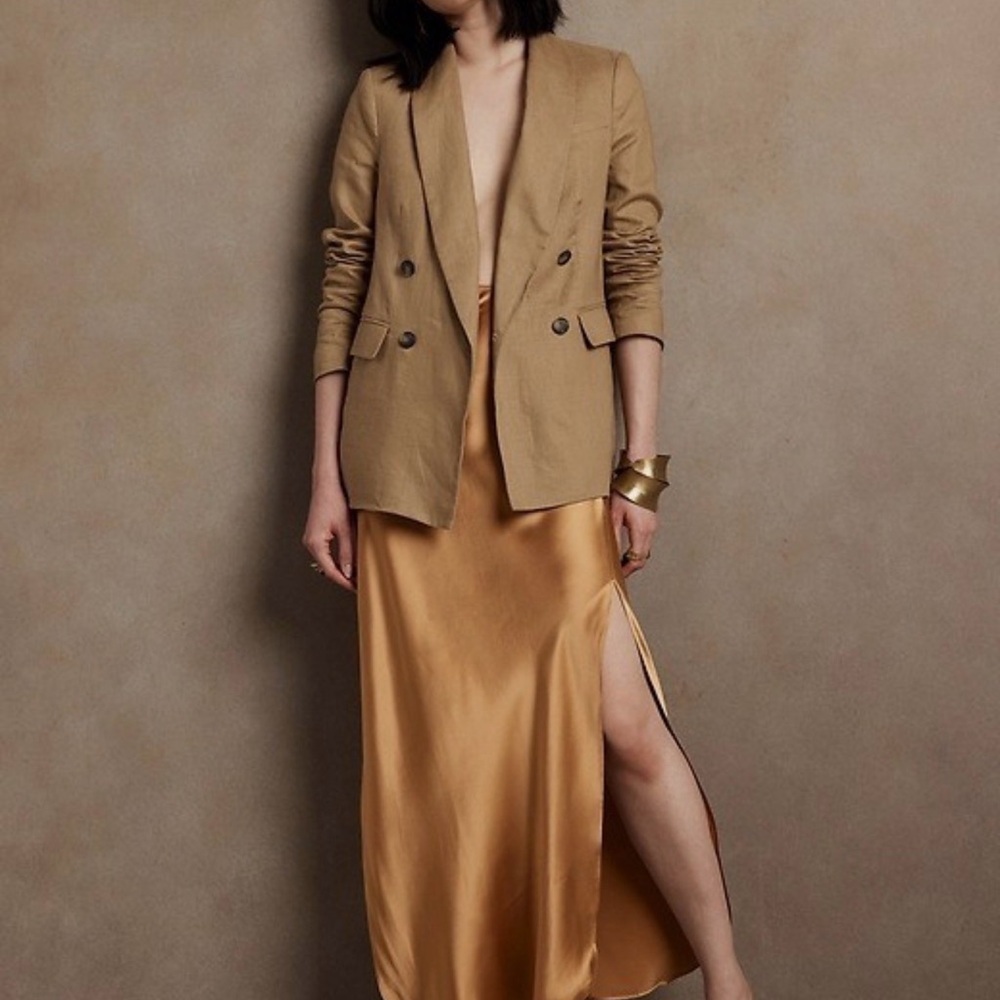 Banana Republic Gold 100% Silk Skirt